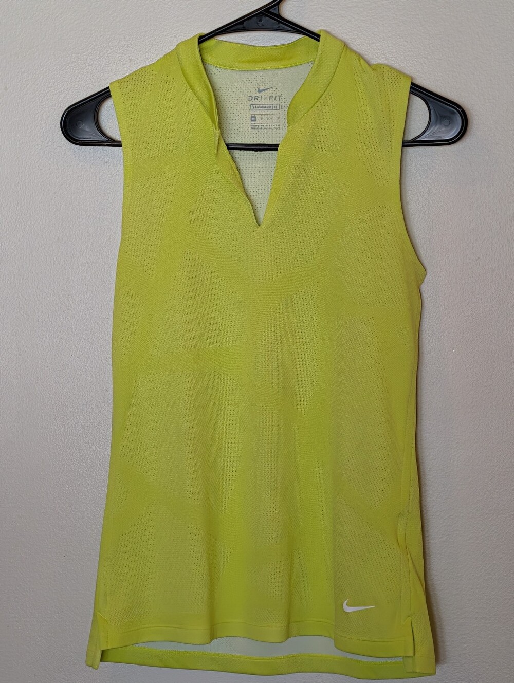 Nike Dri-FIT Mesh V-Neck Tank Top Women's XS Yellow Sleeveless Athletic Workout